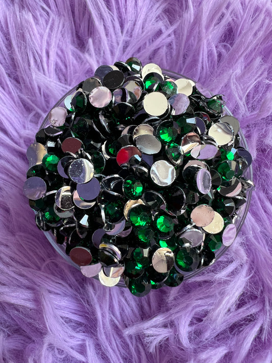 Emerald Resin Rhinestones